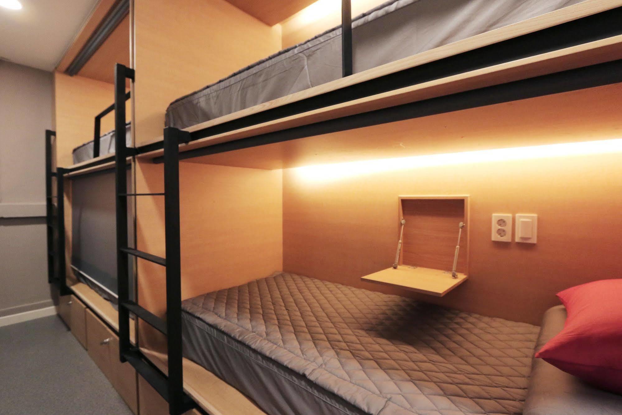 Blueboat Hostel Gyeongju Eksteriør bilde