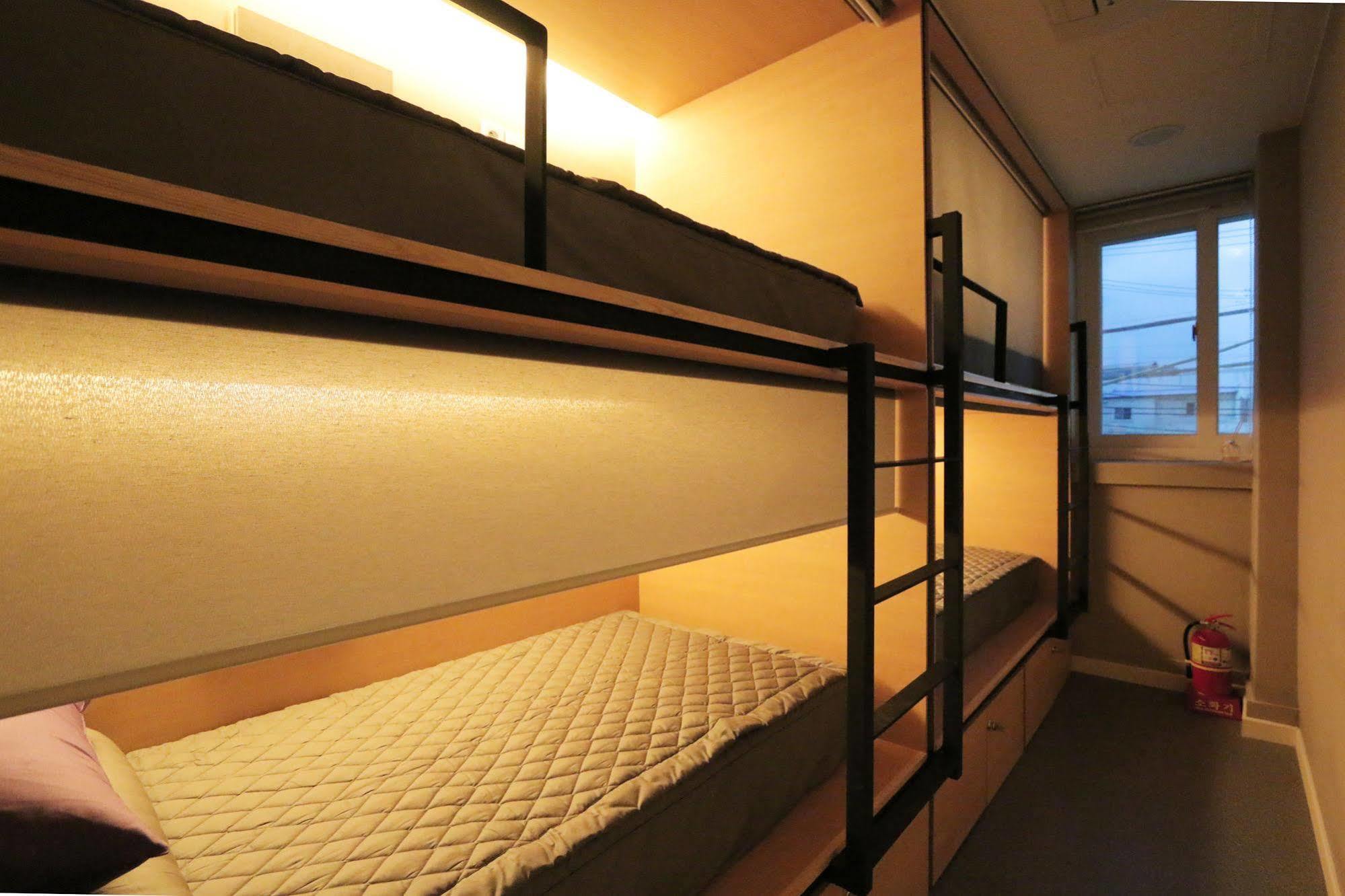 Blueboat Hostel Gyeongju Eksteriør bilde